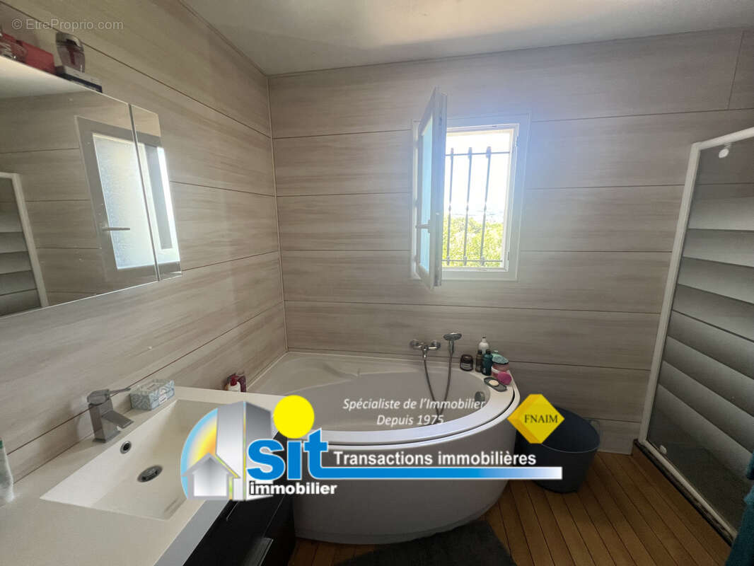 Maison à CHONAS-L&#039;AMBALLAN