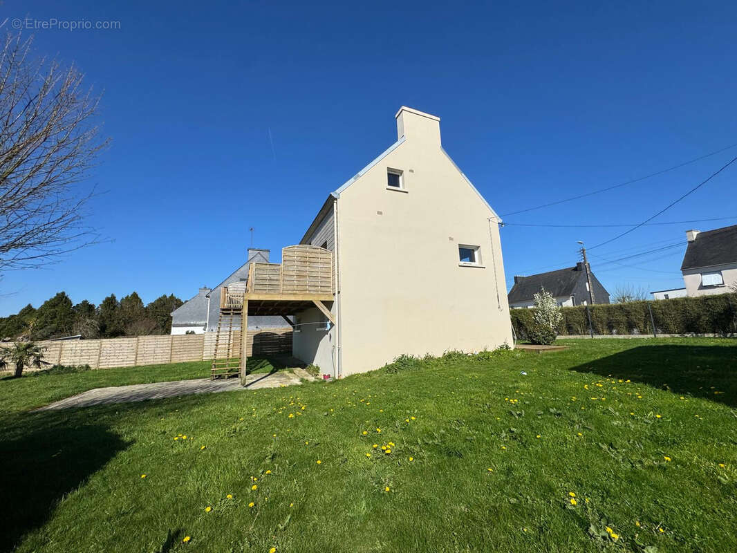 Maison à BRIEC