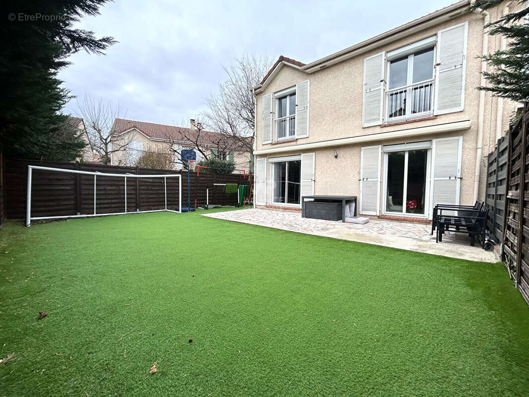 Maison à CARRIERES-SOUS-POISSY