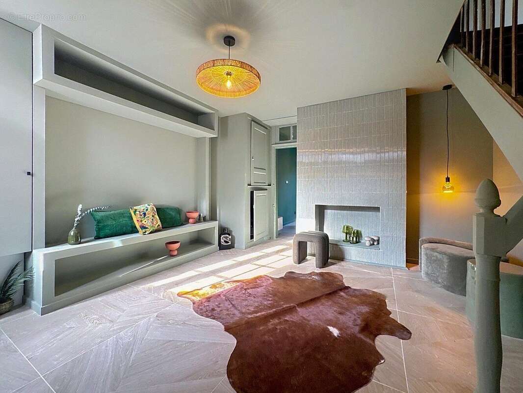 Maison à PONT-L&#039;EVEQUE