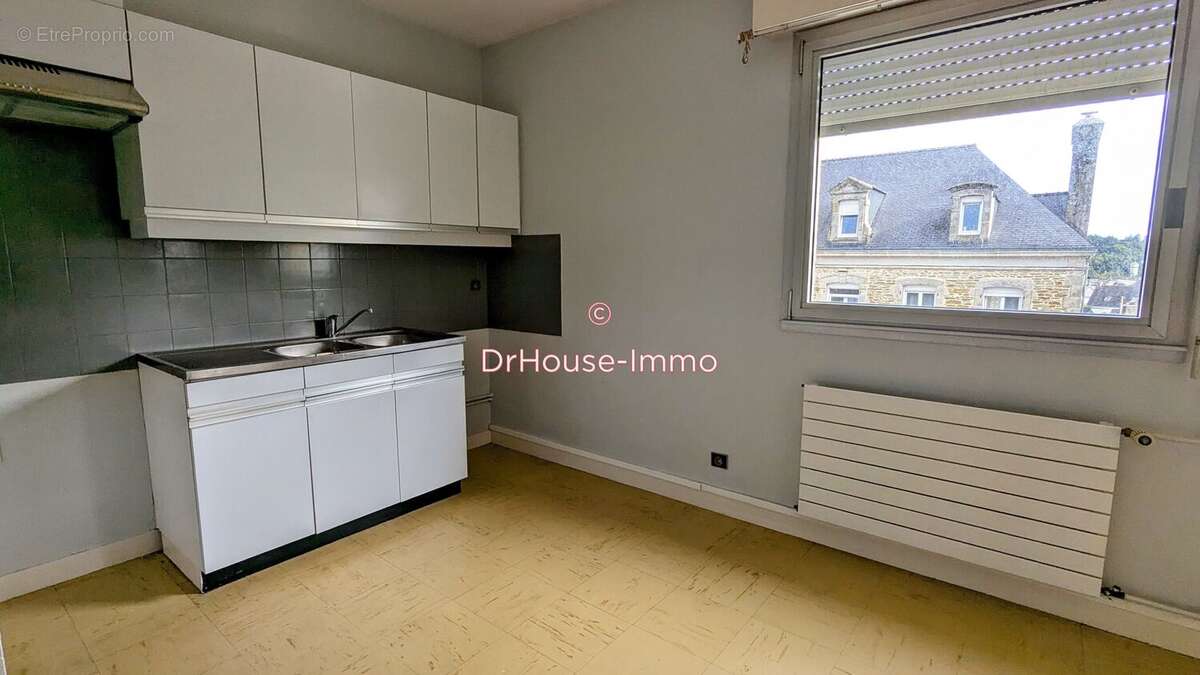 Appartement 590 m² à Gourin  - photo 16