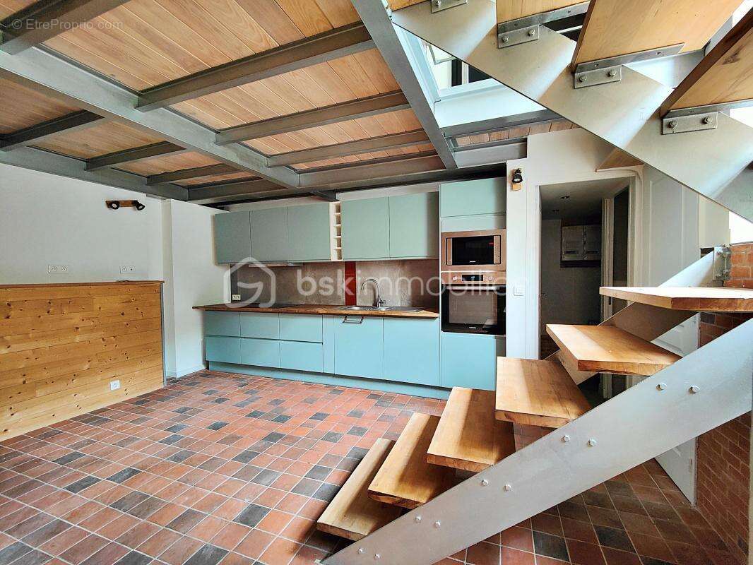 Maison à LA GARENNE-COLOMBES