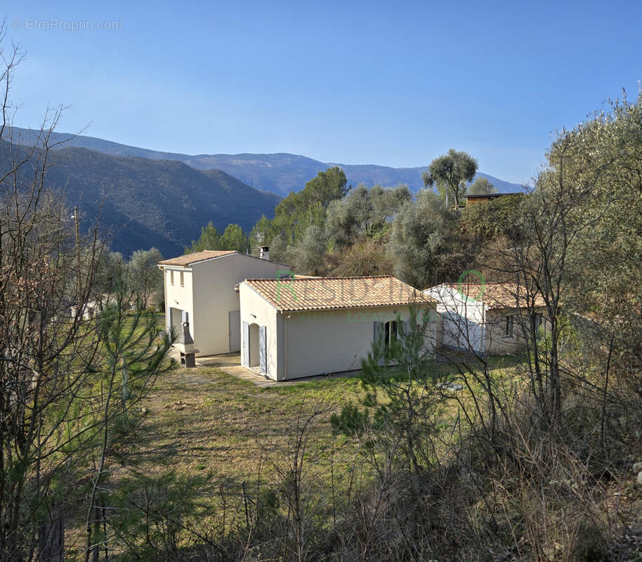 Maison à PIERREFEU