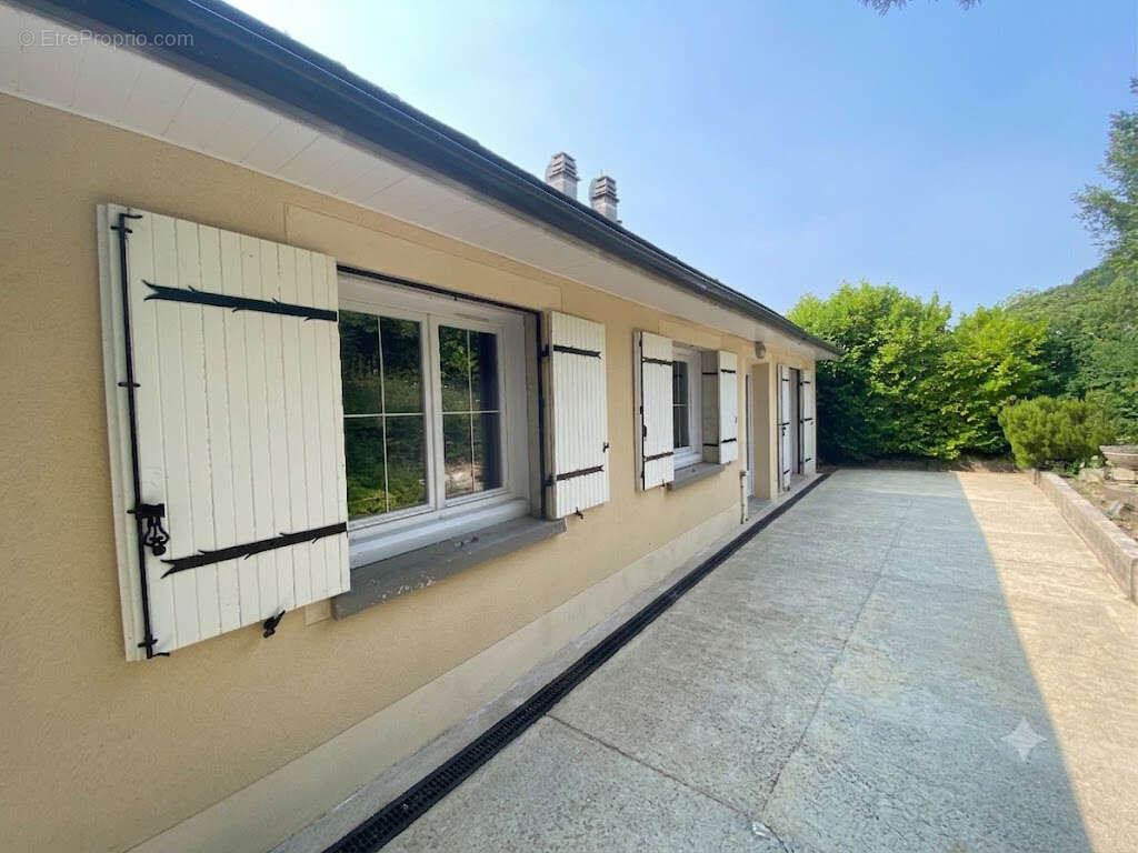 Appartement proche CHAMBLY - photo 9