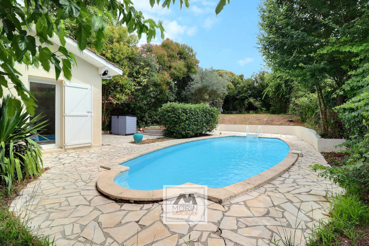 Maison à MERIGNAC