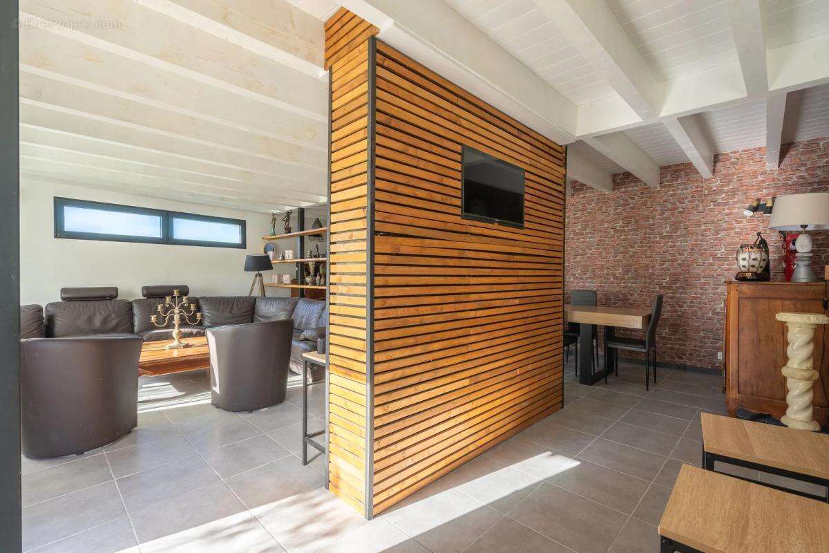 Maison à VAUX-SUR-MER