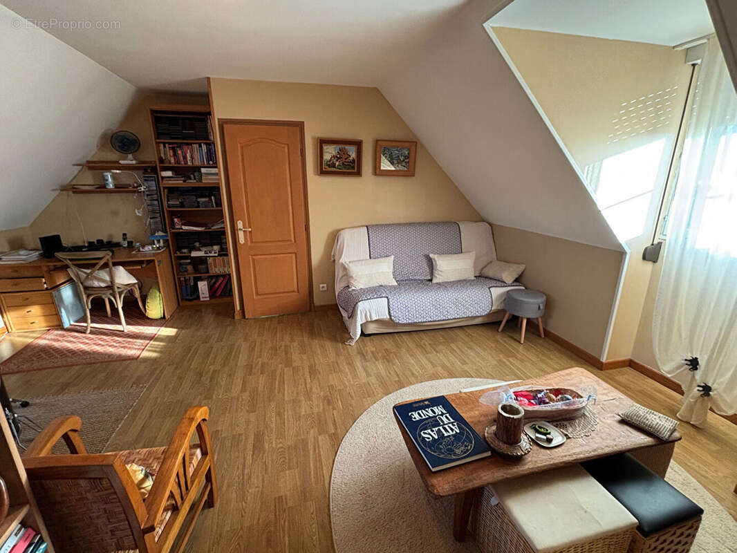 Maison à SAINTE-GENEVIEVE