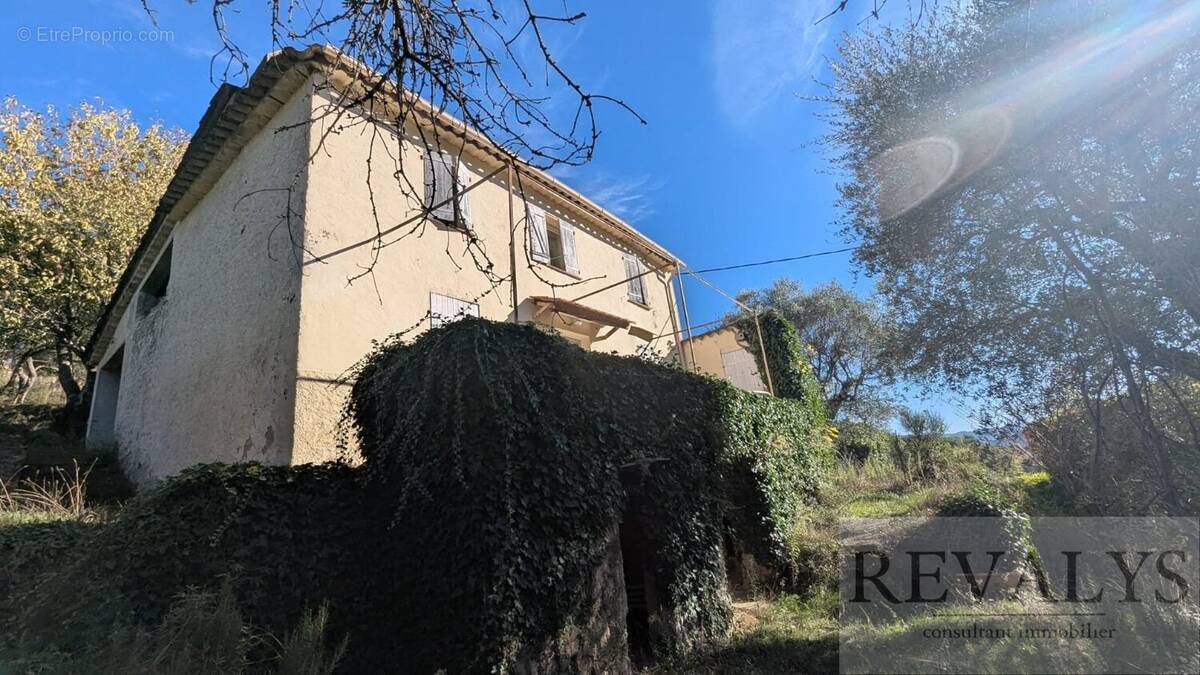 Maison à CONTES