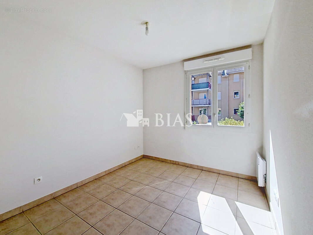 Appartement 52 m² à La Riviere-Saint-Sauveur  - photo 7