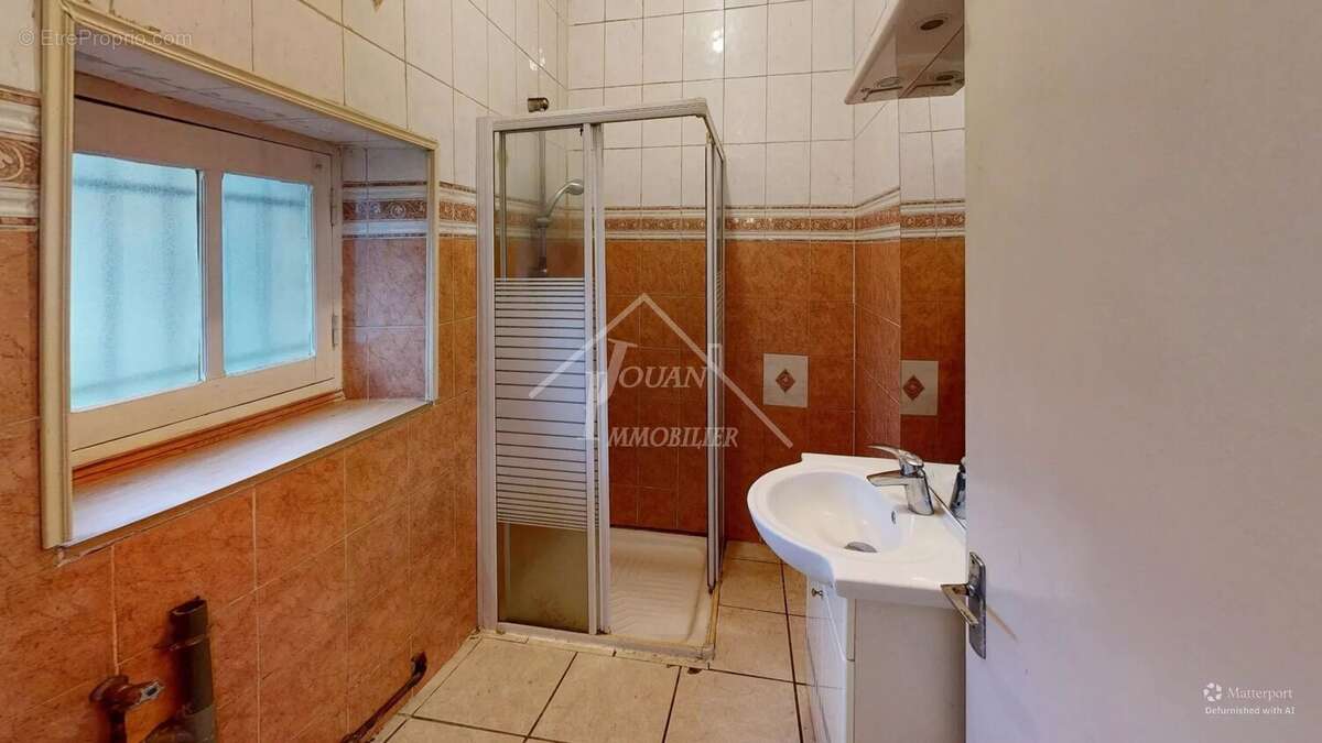 Maison à AGONGES