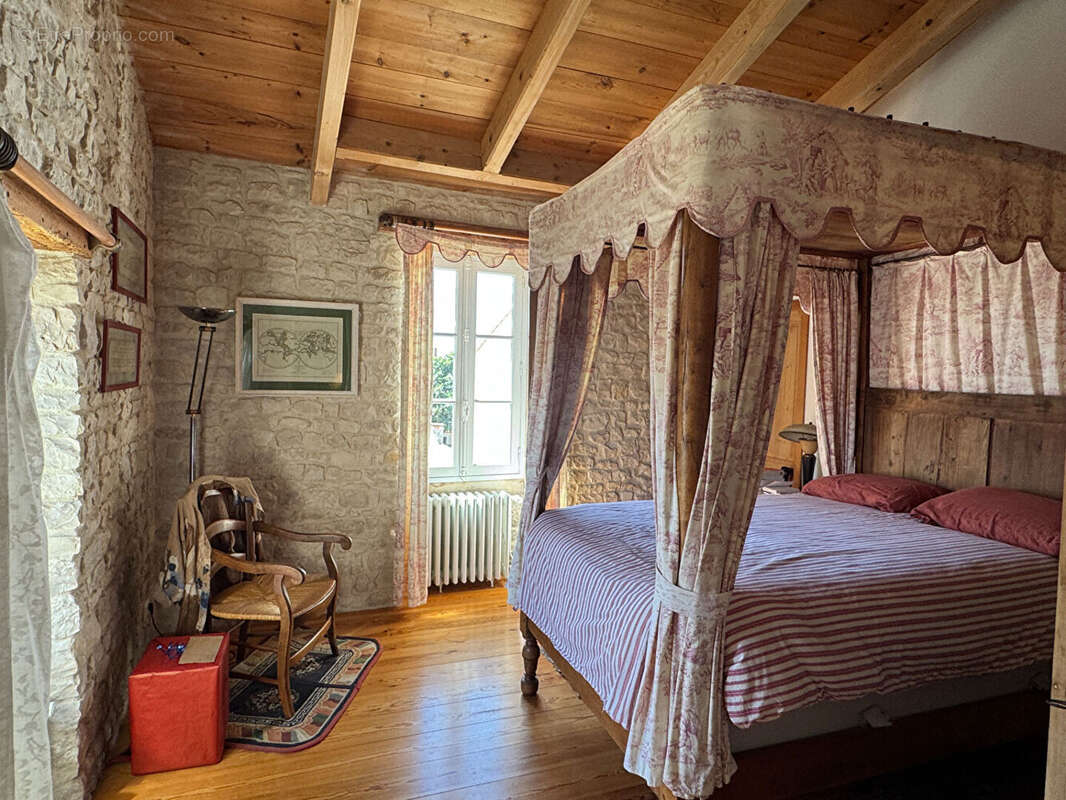 Maison Sainte Marie De Re 8 pièce(s) 222.50 m2 - photo 12