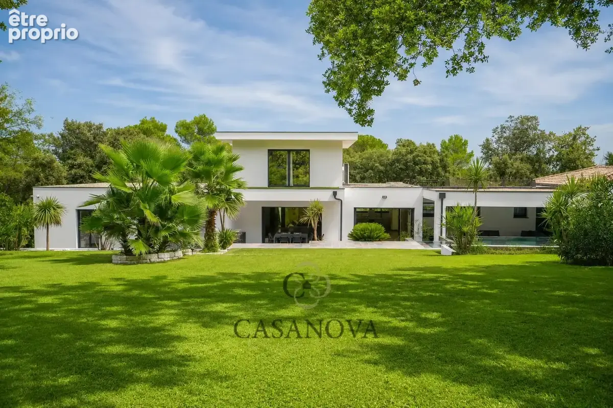 Villa contemporaine de 280 m² sur 1,3 hectare - photo 28