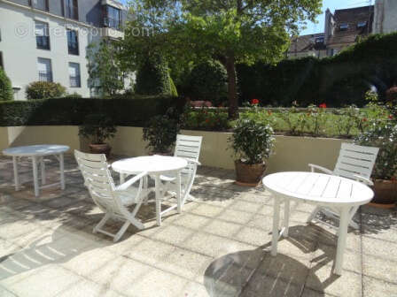 Investissement locatif résidence services Hespérides Chateau rentabilité 5.20 % net - photo 5