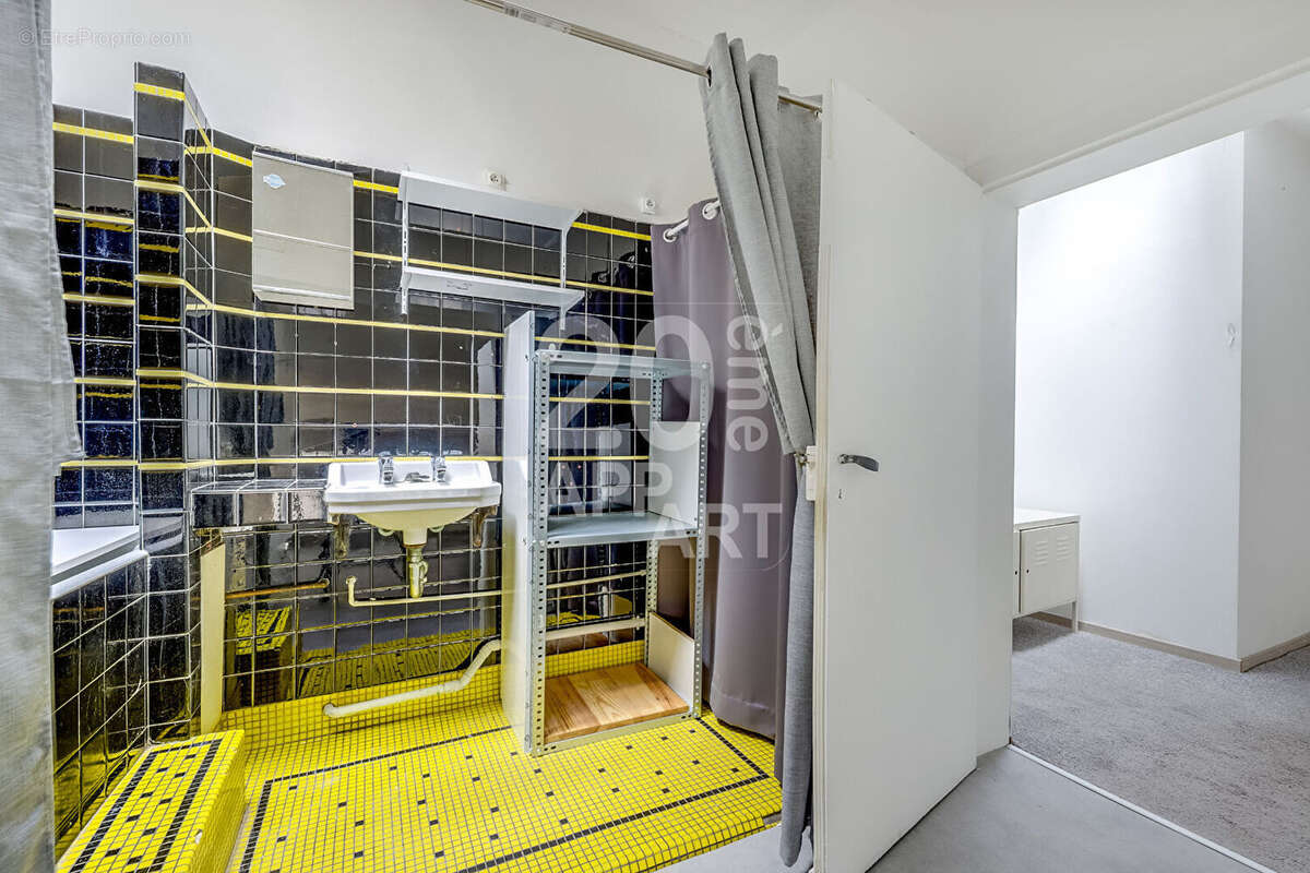 Appartement à PARIS-20E