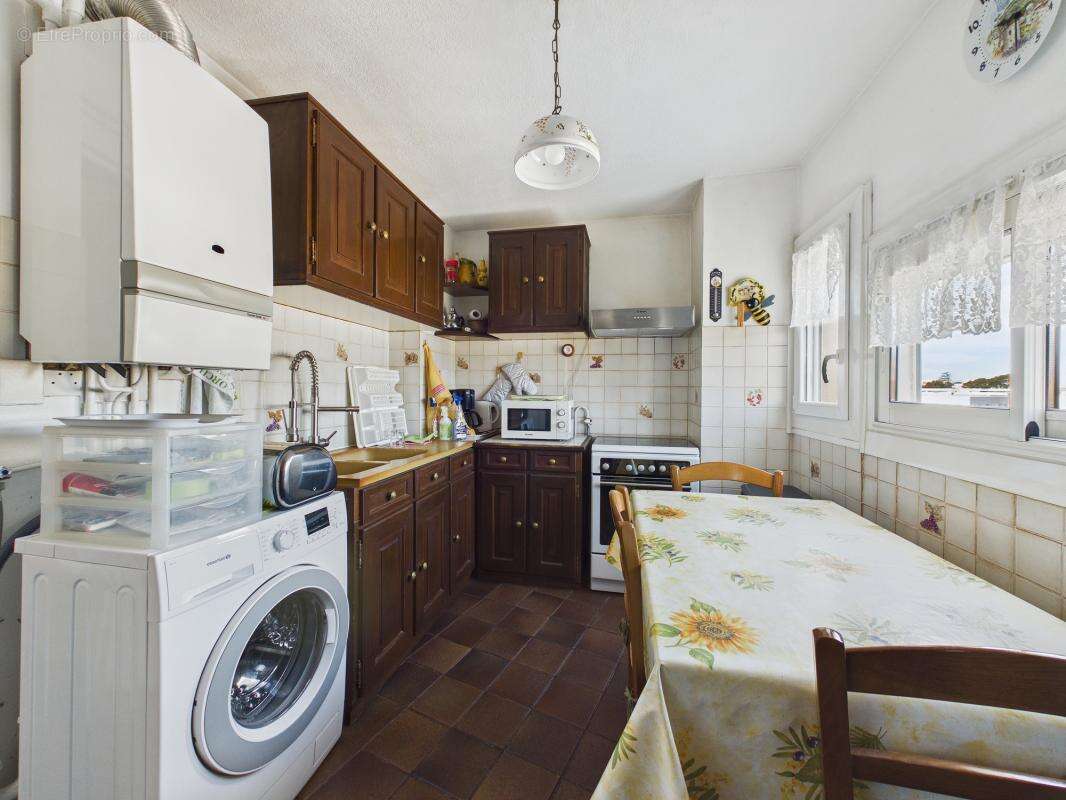 Appartement à MARSEILLE-13E