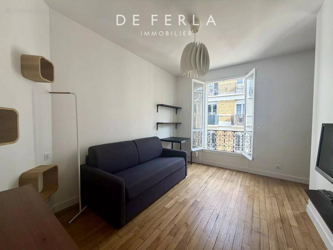 Appartement à PARIS-15E
