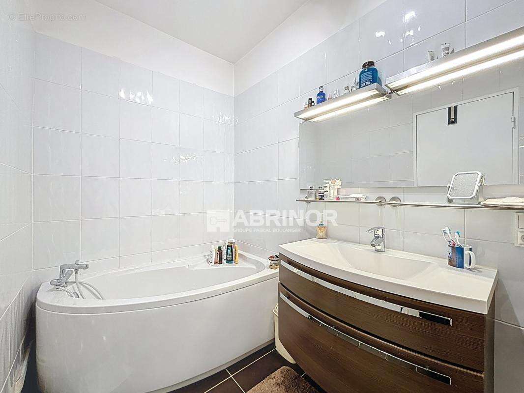 Appartement à MARCQ-EN-BAROEUL