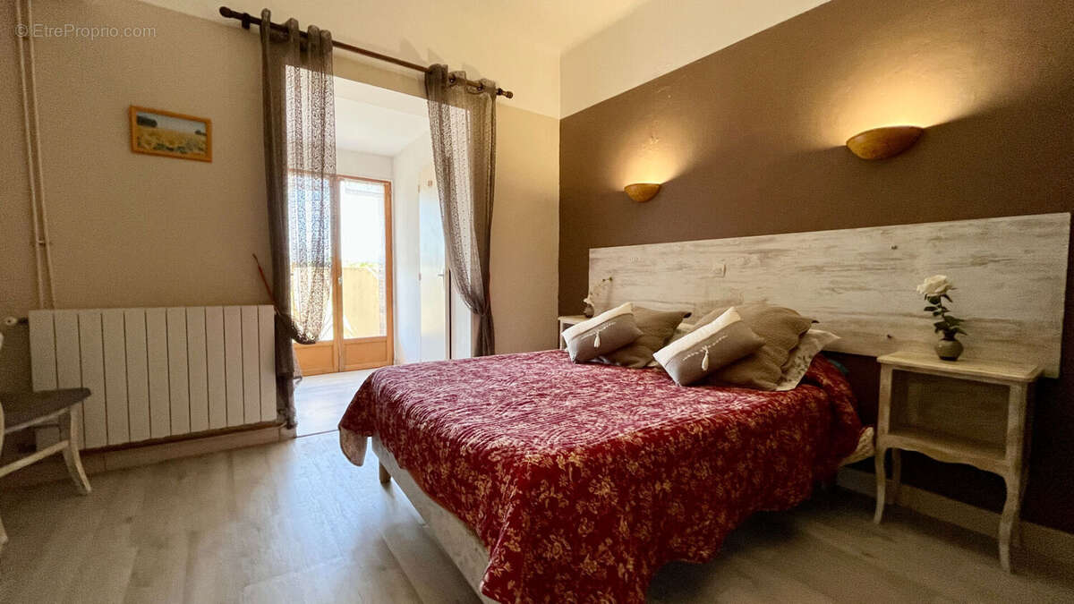 Maison à SAUMANE-DE-VAUCLUSE