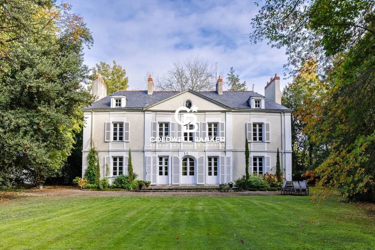 Maison à SAINTE-LUCE-SUR-LOIRE