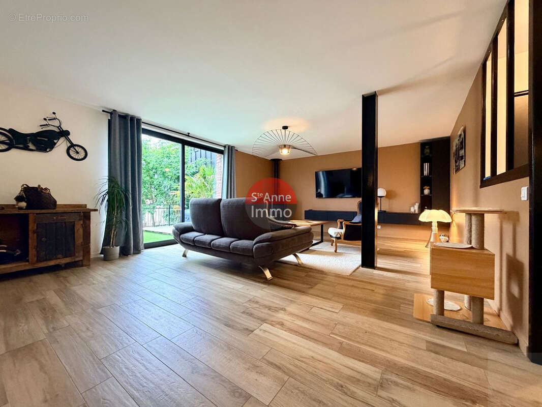 Amiens - maison - 210 m2 - 5 chambres - jardin - garages - photo 5