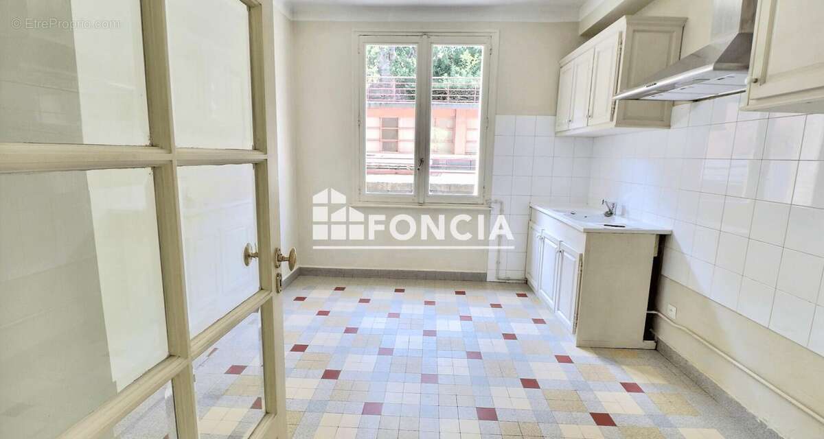 Appartement à LYON-5E