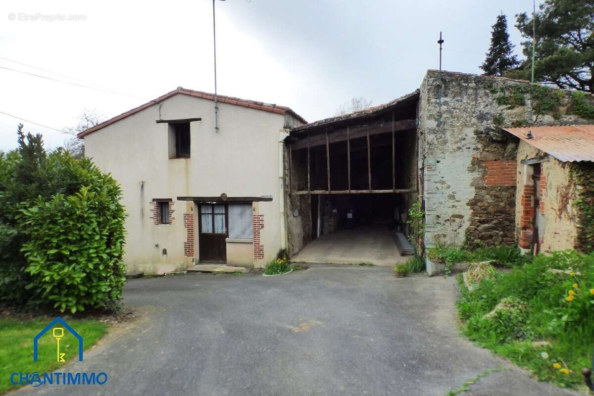 Maison à LA CHATAIGNERAIE