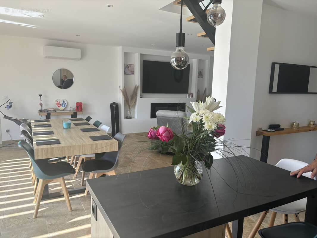 Maison à VAISON-LA-ROMAINE