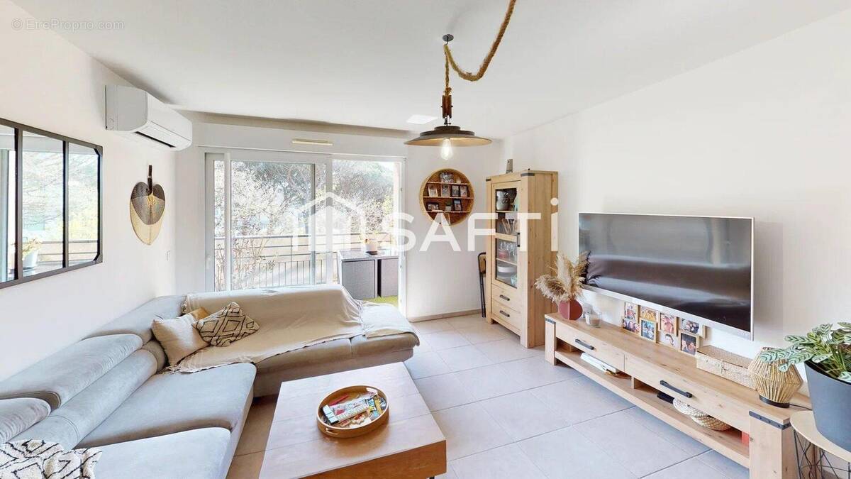 Photo 1 - Appartement à FREJUS