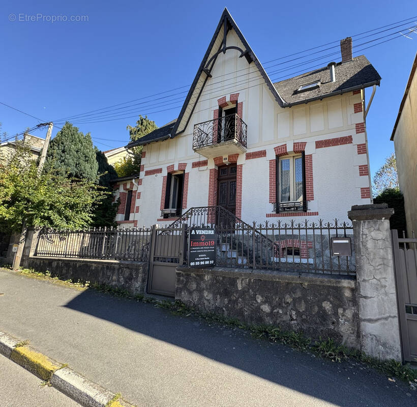 Maison à USSEL