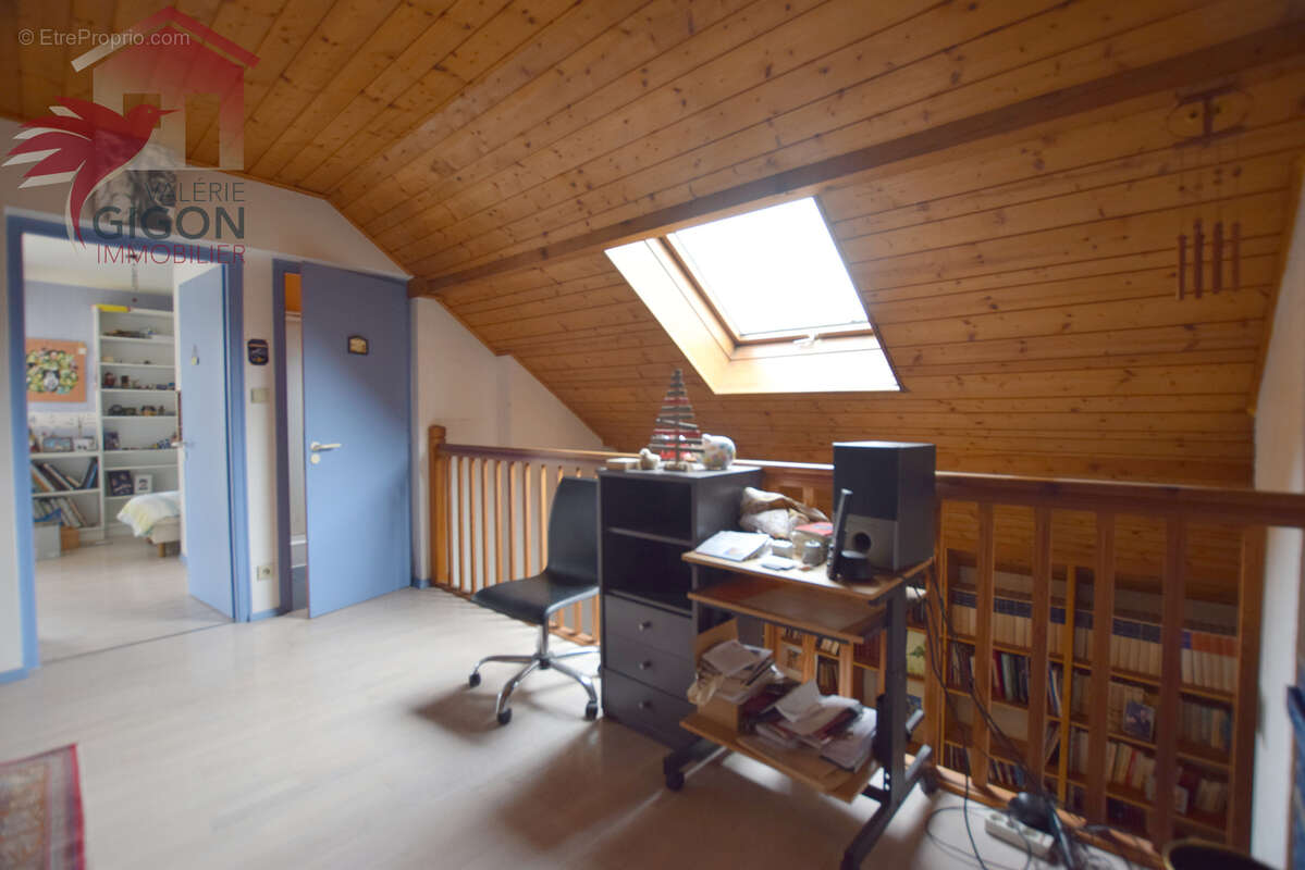 Maison à GRAND-CHARMONT