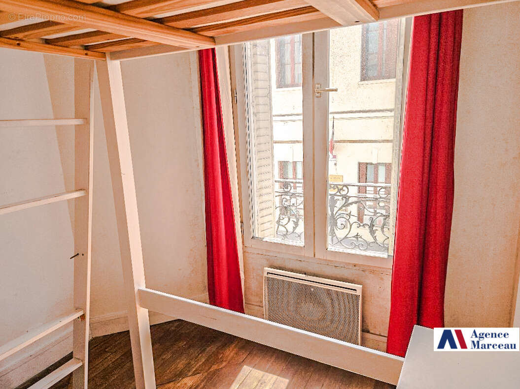 Appartement à COURBEVOIE