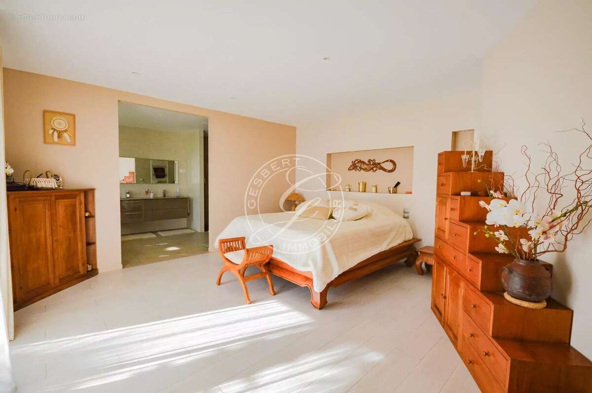 Maison à DRAGUIGNAN