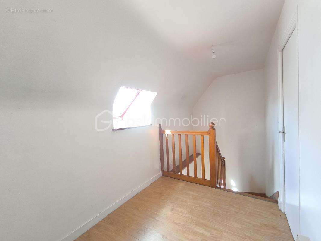 Appartement T3 - Jardin - Stationnement privé - photo 8