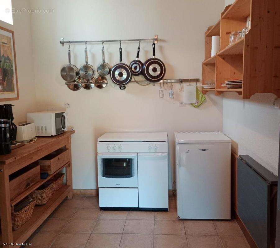 Maison à NANTEUIL-EN-VALLEE