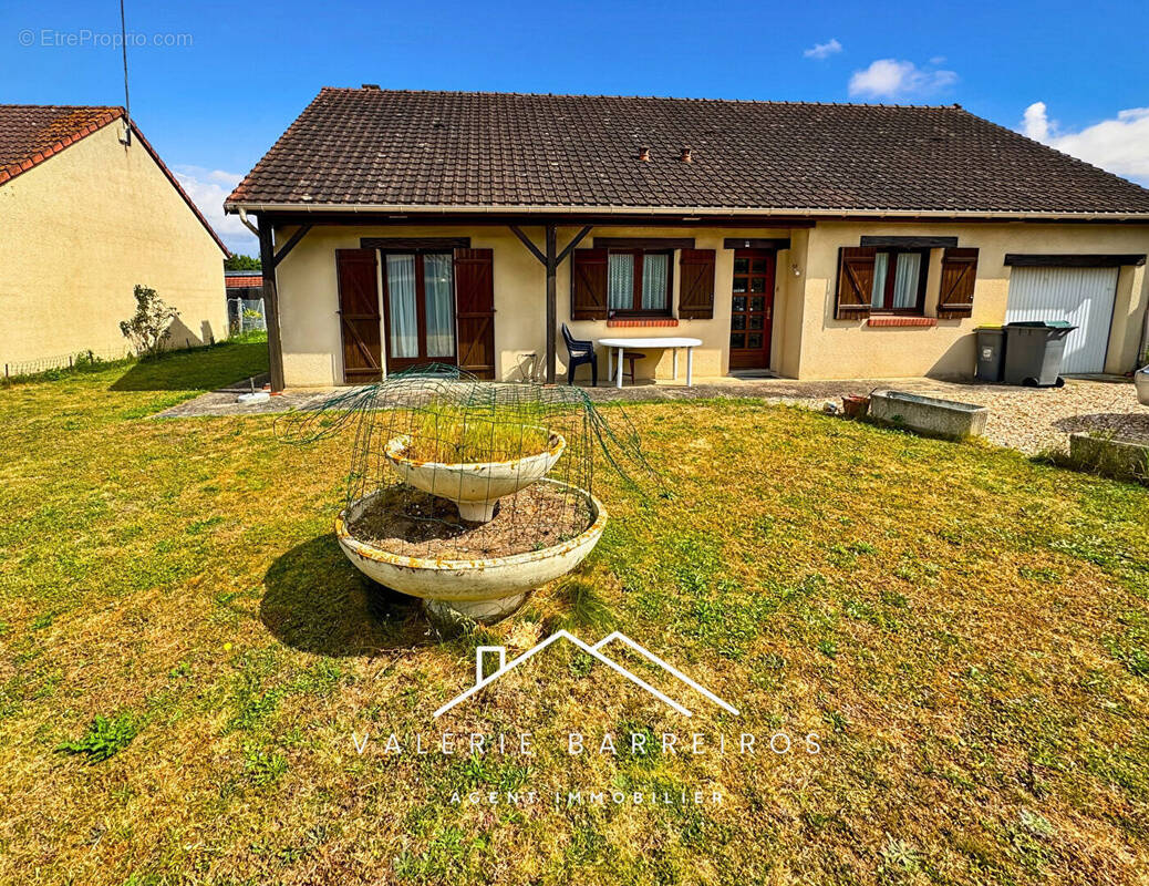 Maison à TOURVILLE-LA-RIVIERE