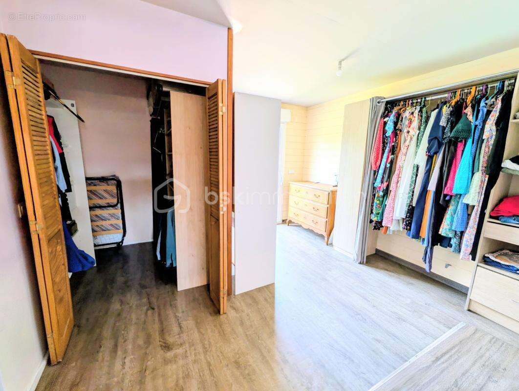 Maison ossature bois 165 m² Jardin 2000m2 clos– DPE B/A – 4 chambres + bureau – Piscine – Climatisation - photo 14
