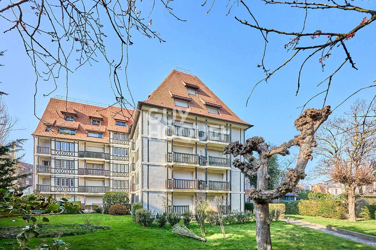 Appartement à DEAUVILLE