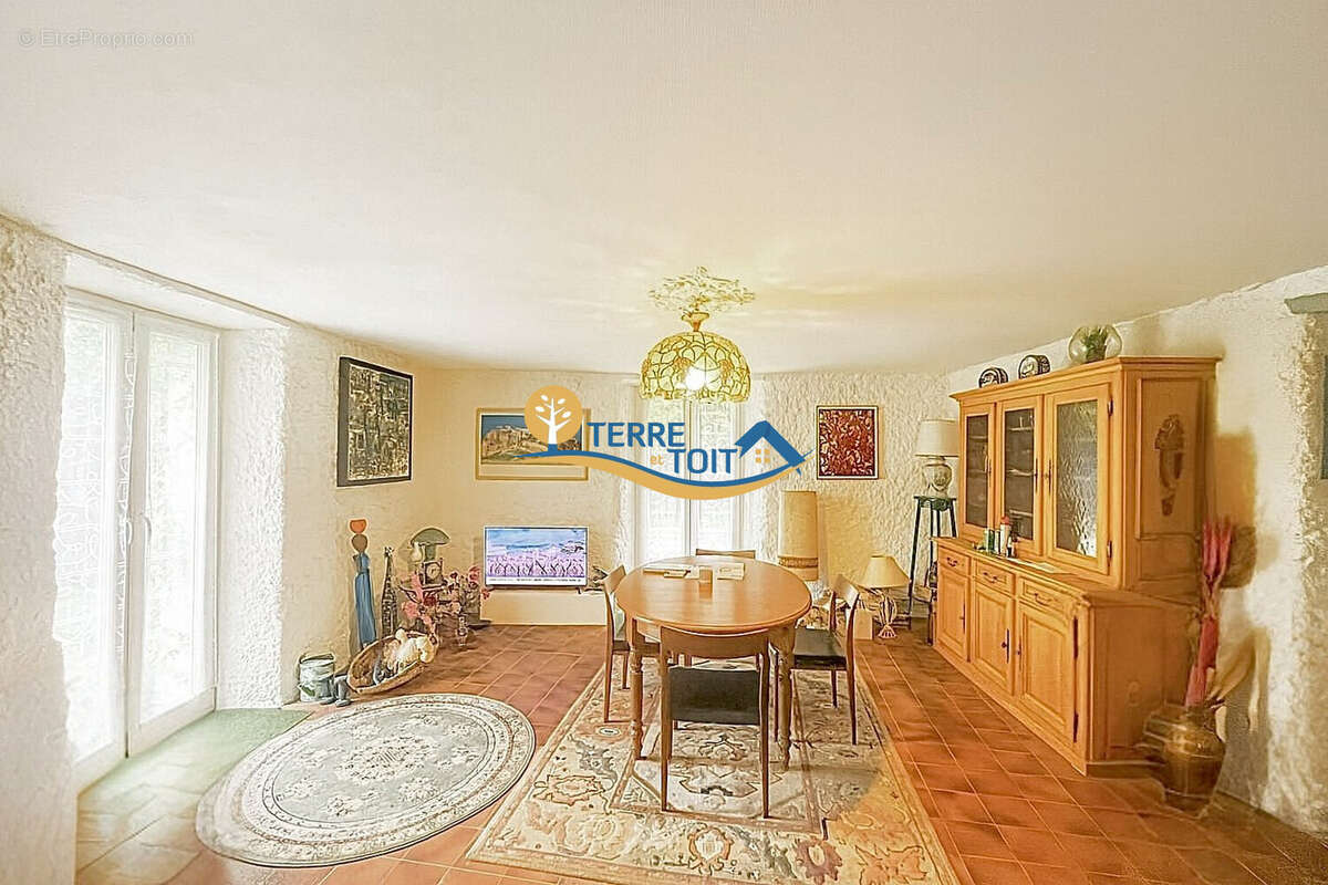 Maison à SAINT-MAURICE-COLOMBIER