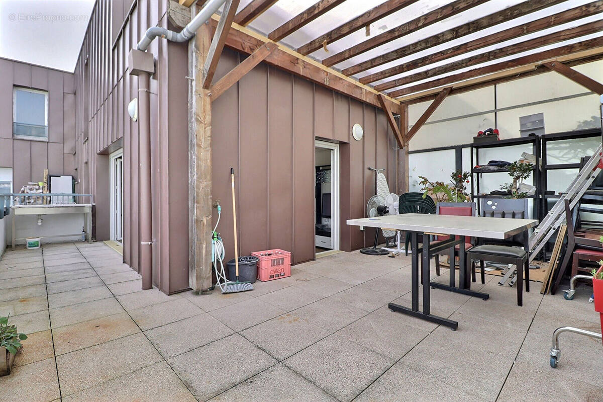 Appartement à AUBERVILLIERS