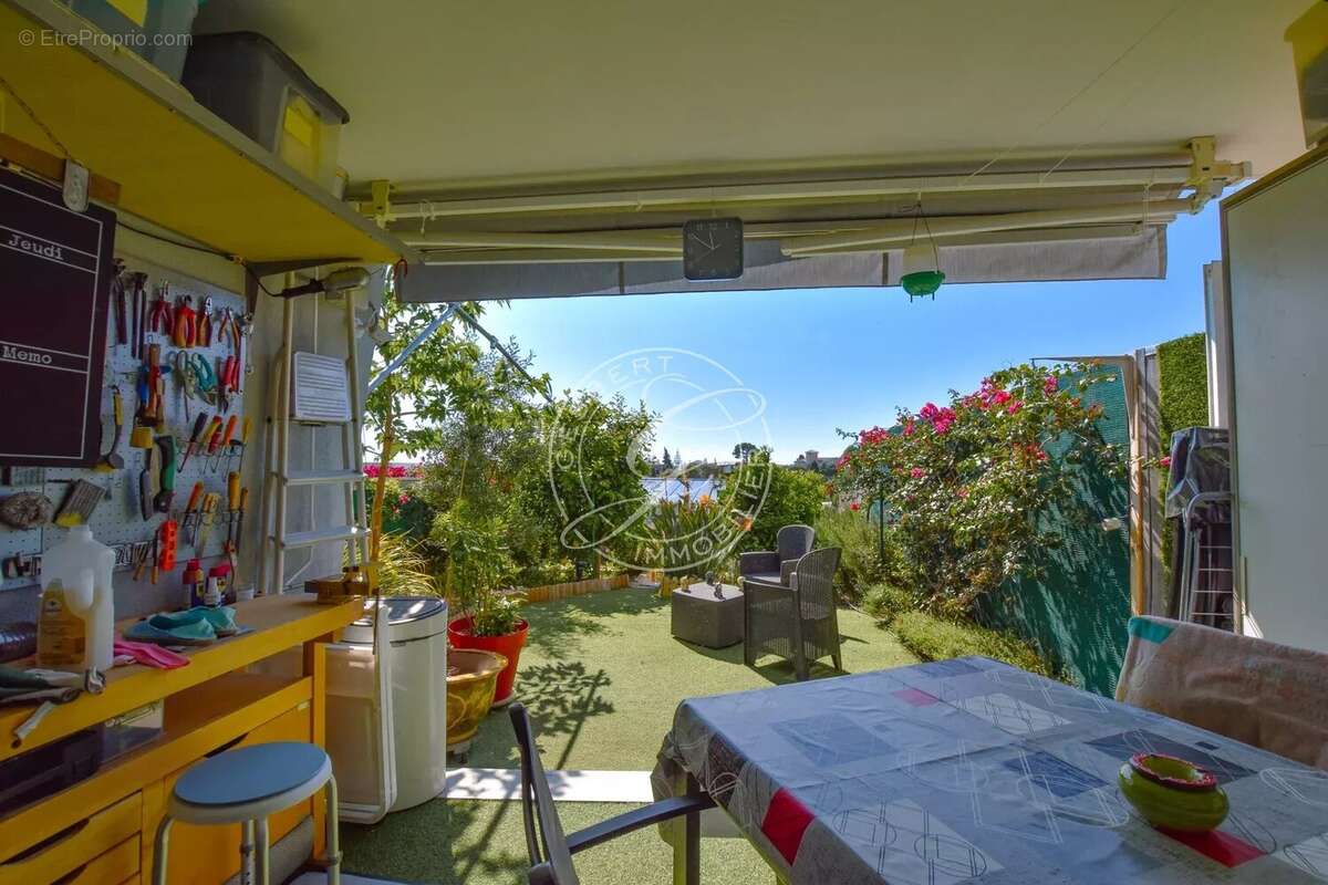 Appartement à ROQUEBRUNE-CAP-MARTIN