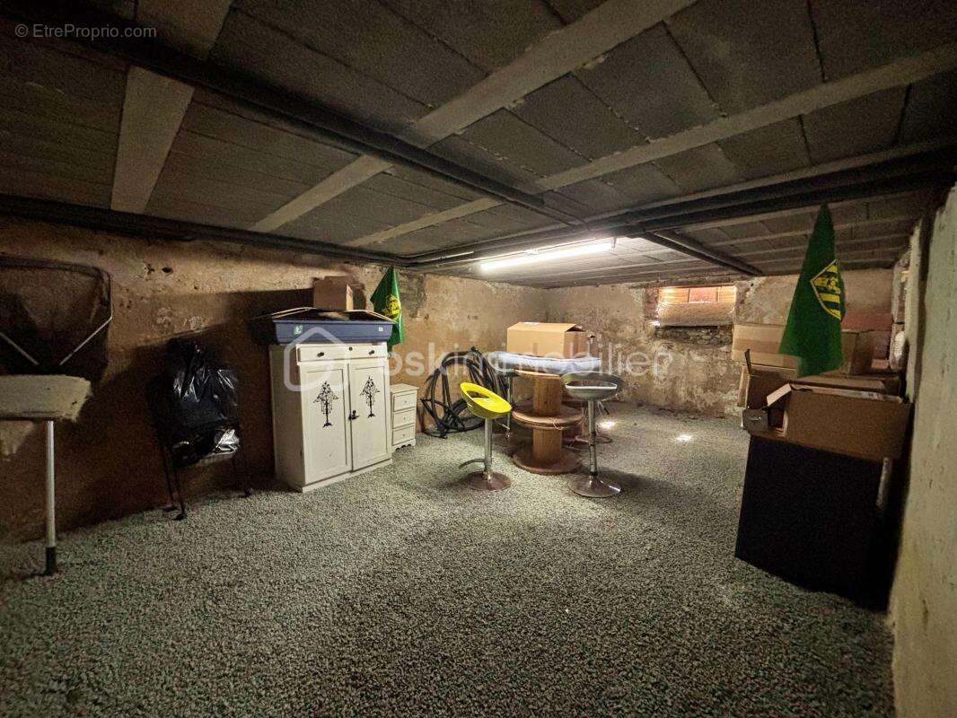 Découvrez le charme d'une maison spacieuse - photo 15