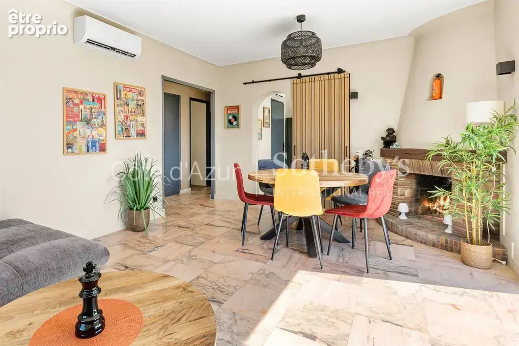 Mougins, appartement duplex rénové avec jardin privatif et garage - photo 15