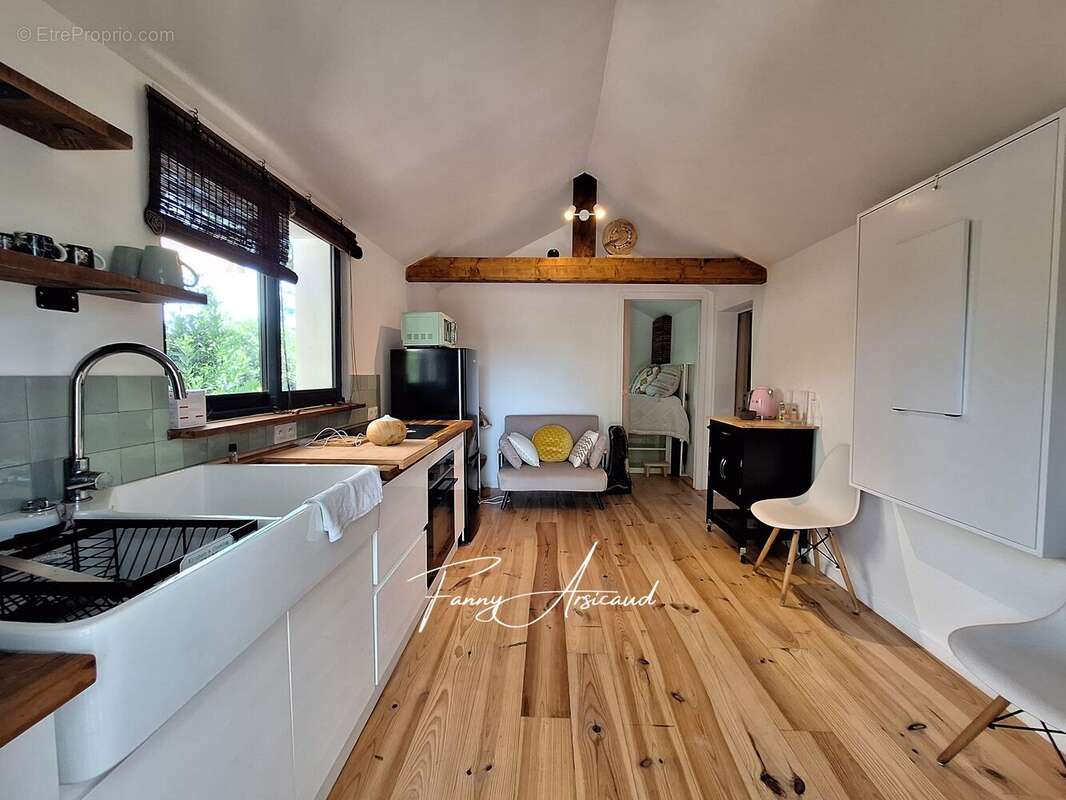 Maison à L&#039;ILE-D&#039;ELLE