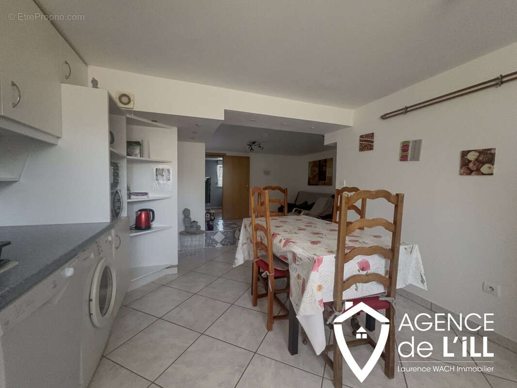 Maison 4 pièces 110 m2 avec appartement 2 pèces 51 m2 sur 361 m2 de terrain - photo 11