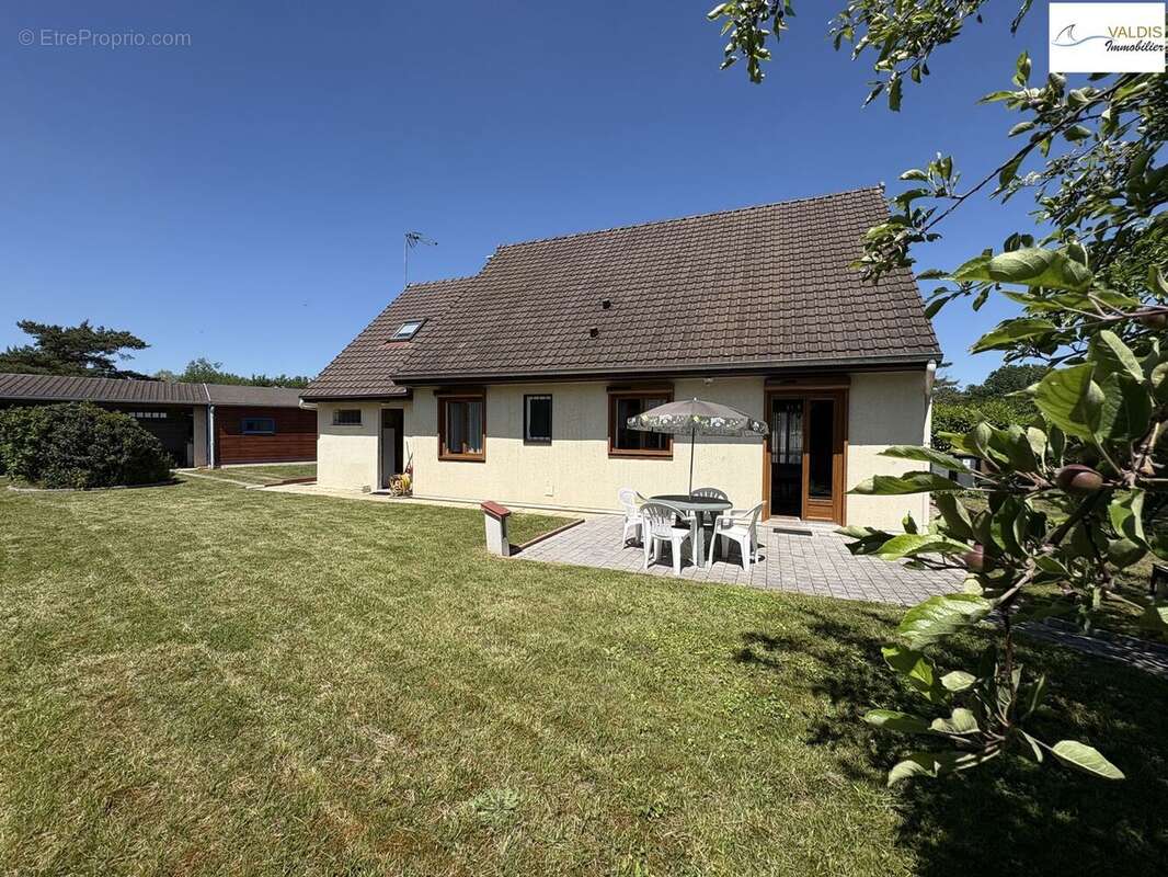 Maison à BRUYERES-ET-MONTBERAULT