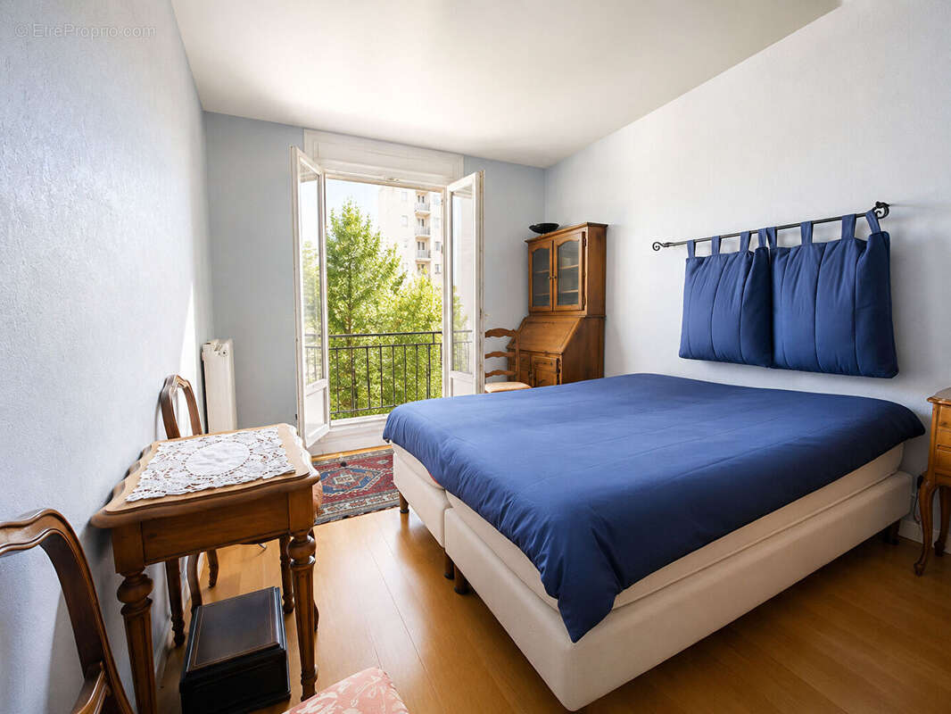 Appartement à ROSNY-SOUS-BOIS