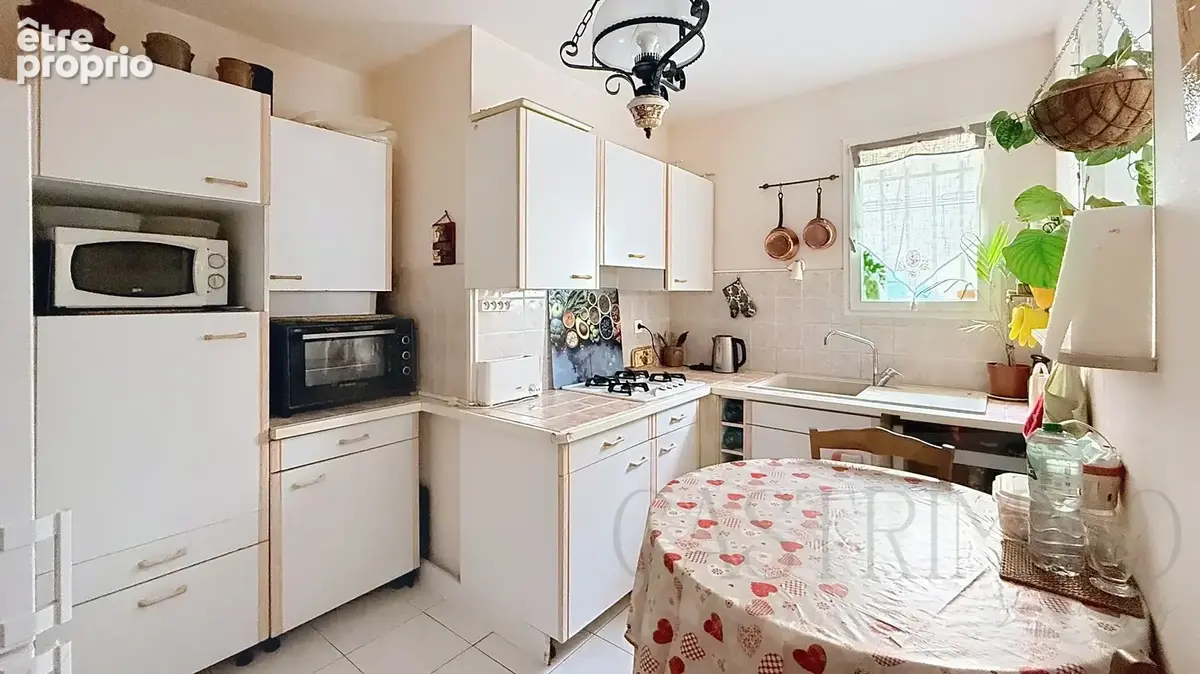 VENDARGUES  Une maison qui a tout pour vous séduire ! - photo 5
