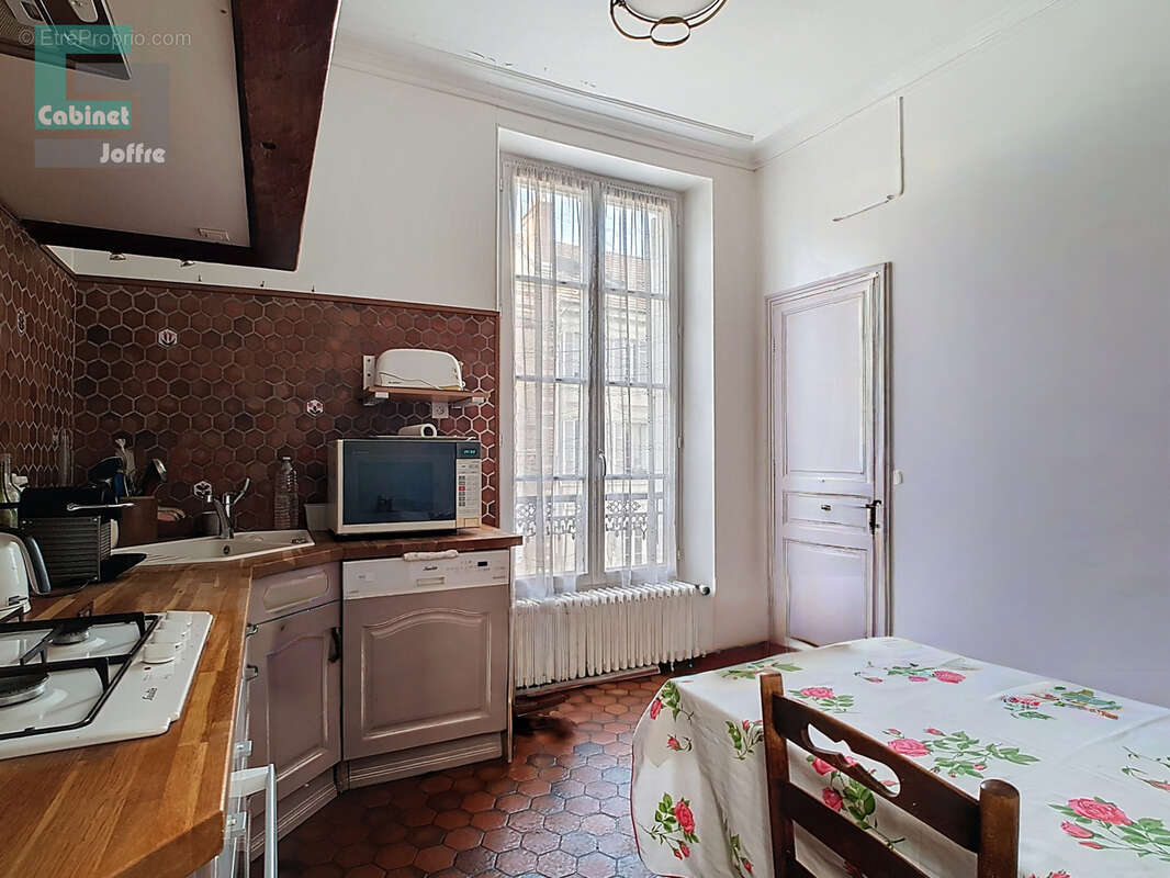 Maison à FONTAINEBLEAU