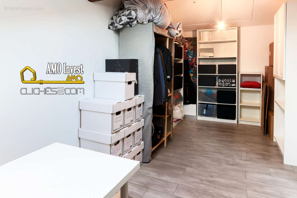 Appartement à ENTRAIGUES-SUR-LA-SORGUE