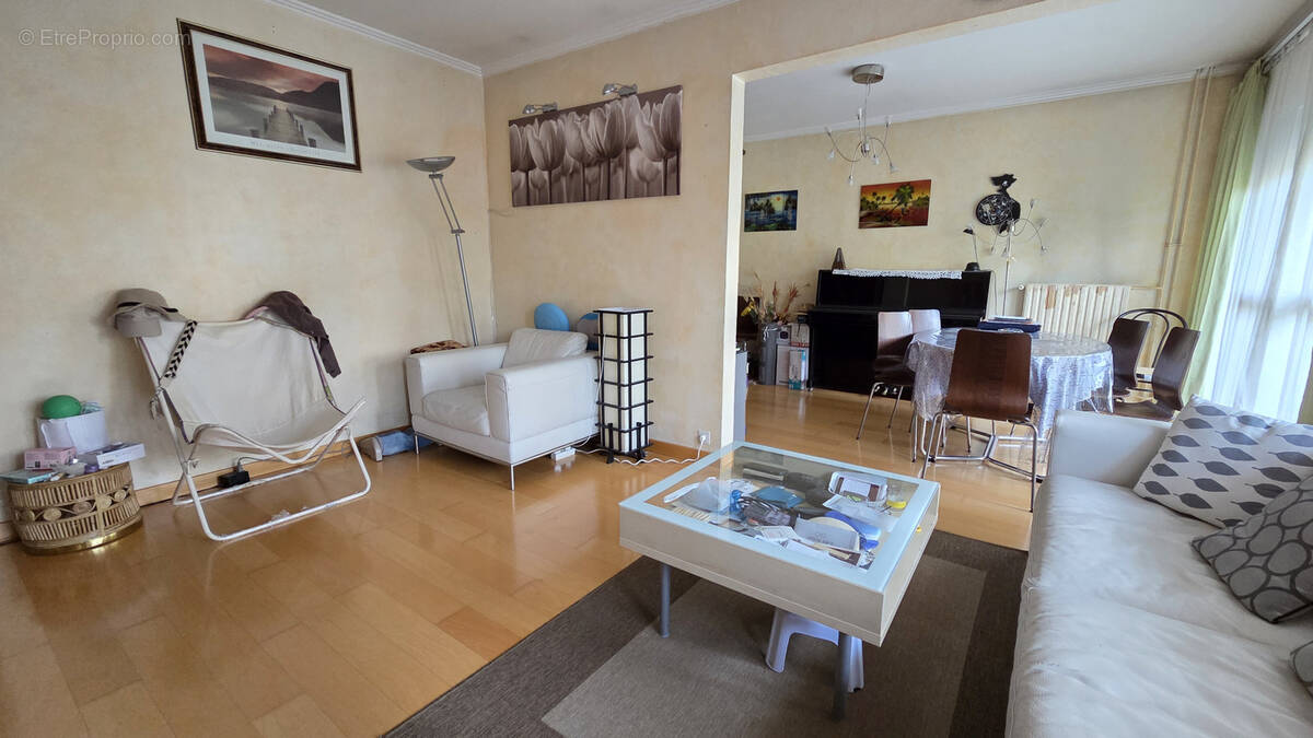 Appartement à LIMEIL-BREVANNES